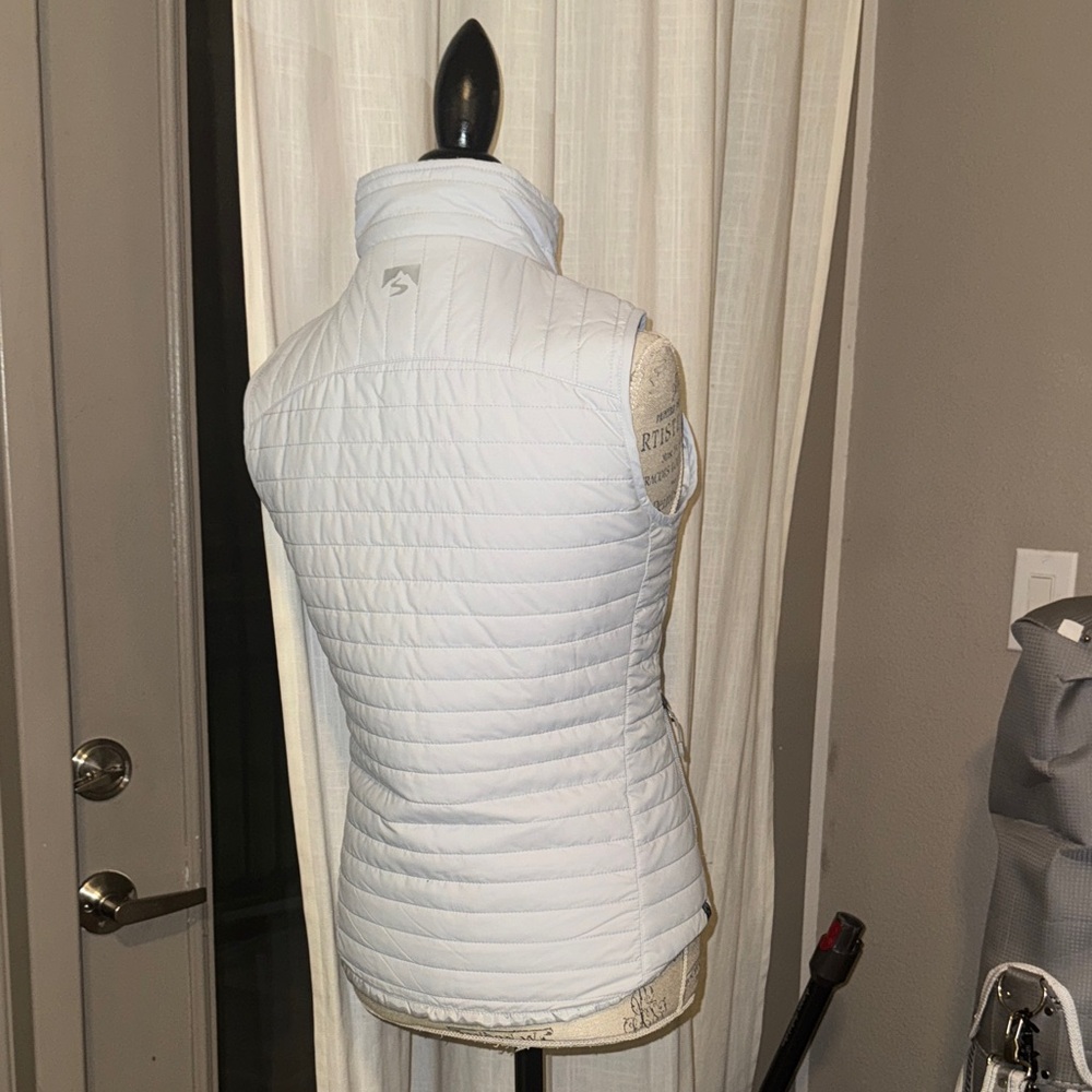 Storm Creek Women's Light Gray White Quilted Keystone Vest 4 zipper pocket Small - Picture 5 of 13